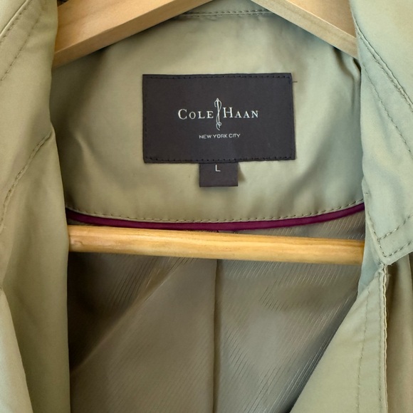 Cole Haan Women’s Double-Breasted Tan Trench Raincoat new without tags - Picture 6 of 8